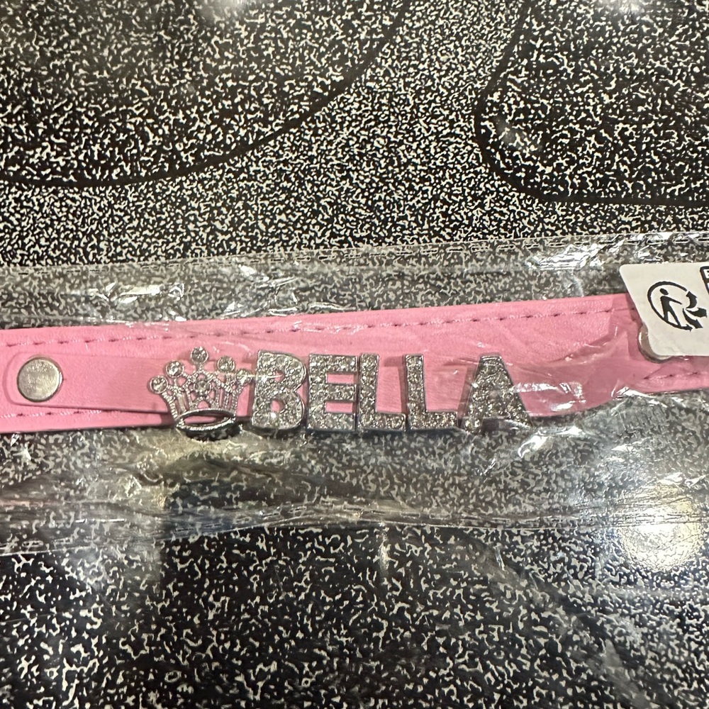 New “Bella” Pet Collar